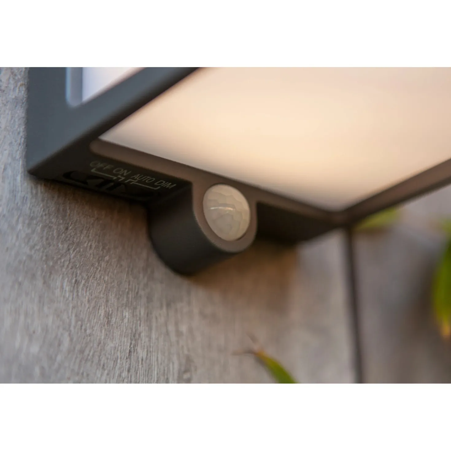 Applique solare da esterno LED Lutec Doblo 8 W 500 lm 4000 K IP54 12,9x11x11 cm