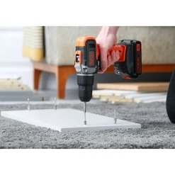 Avvitatore a percussione a batteria Black+Decker BCD003 2 velocità 18 V 1,5Ah