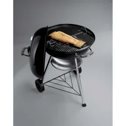 Barbecue a carbonella Weber Compact Kettle nero Ø 57 cm con coperchio