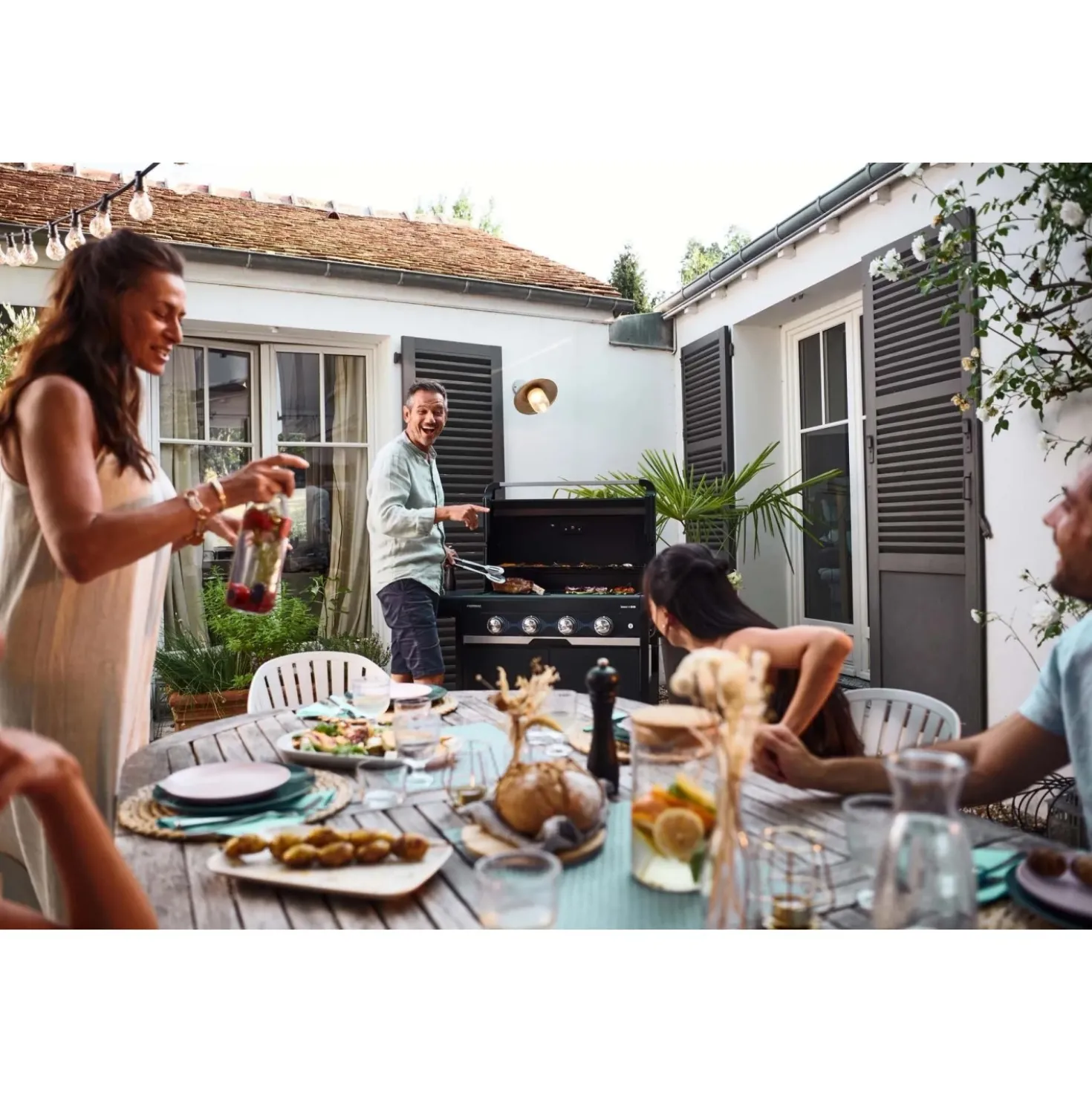 Barbecue a gas Campingaz Select 4 EXSD DG 4 bruciatori 14,3 kW nero opaco