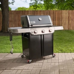 Barbecue a gas Weber Genesis E-315 3 bruciatori nero con ripiano laterale