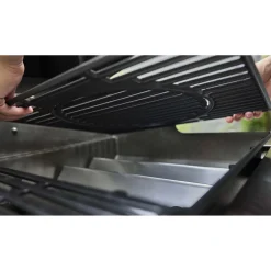 Barbecue a gas Weber Genesis E-435 4 bruciatori con fornello laterale nero