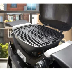 Barbecue a gas Weber Q1200 1 bruciatore con 2 ripiani laterali nero