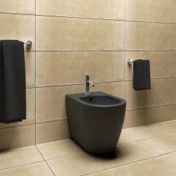Bidet Arc filo muro a terra 54x36 cm nero opaco