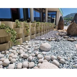 Blocco fioriera per muri di contenimento in cemento 20x34x34 cm deserto