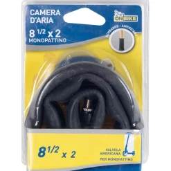Camera aria monopattino 8 1/2
