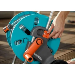 Carrello avvolgitubo Gardena AquaRoll S con tubo lancia e raccorderia