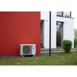 Climatizzatore fisso Daikin New Evolution monosplit 9000 BTU A++/A+