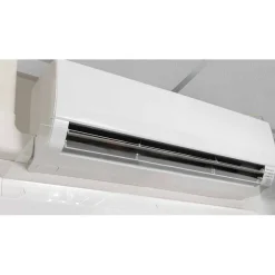 Deflettore d`aria per climatizzatore in plexiglass trasparente