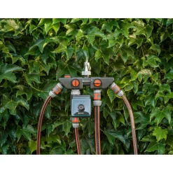 Distributore a 4 vie Gardena per rubinetti da 33.3 mm (G1