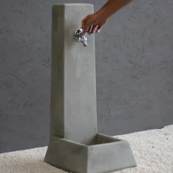 Fontana da giardino in cemento grigio H 77 cm