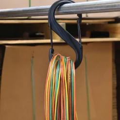 Gancio Moschettone a S in plastica nera H 20 cm