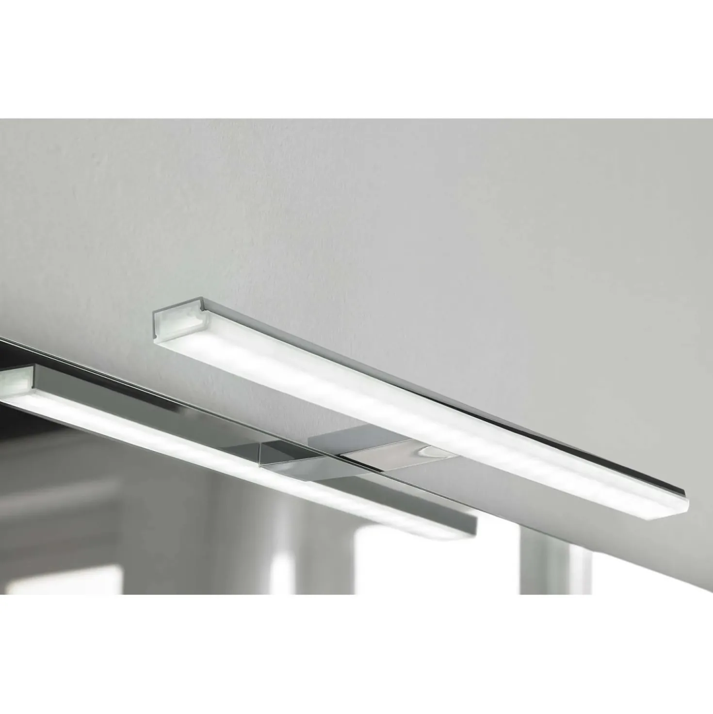 Lampada Led per specchio bagno Pandora Cromo 460x32x112 mm