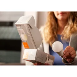 Lampadina a bulbo LED E27 Osram A60 RGBW 9 W 806 lm 11,2x6 cm