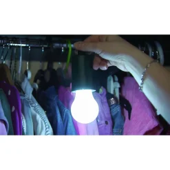 Lampadina LED appendibile Pull light a batterie bianco