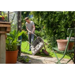 Lancia a impulsi con prolunga Gardena Comfort 2 getti per pulire e innaffiare