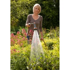 Lancia a impulsi con prolunga Gardena Comfort 2 getti per pulire e innaffiare