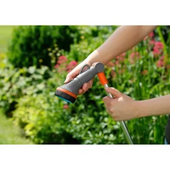 Lancia a impulsi con prolunga Gardena Comfort 2 getti per pulire e innaffiare