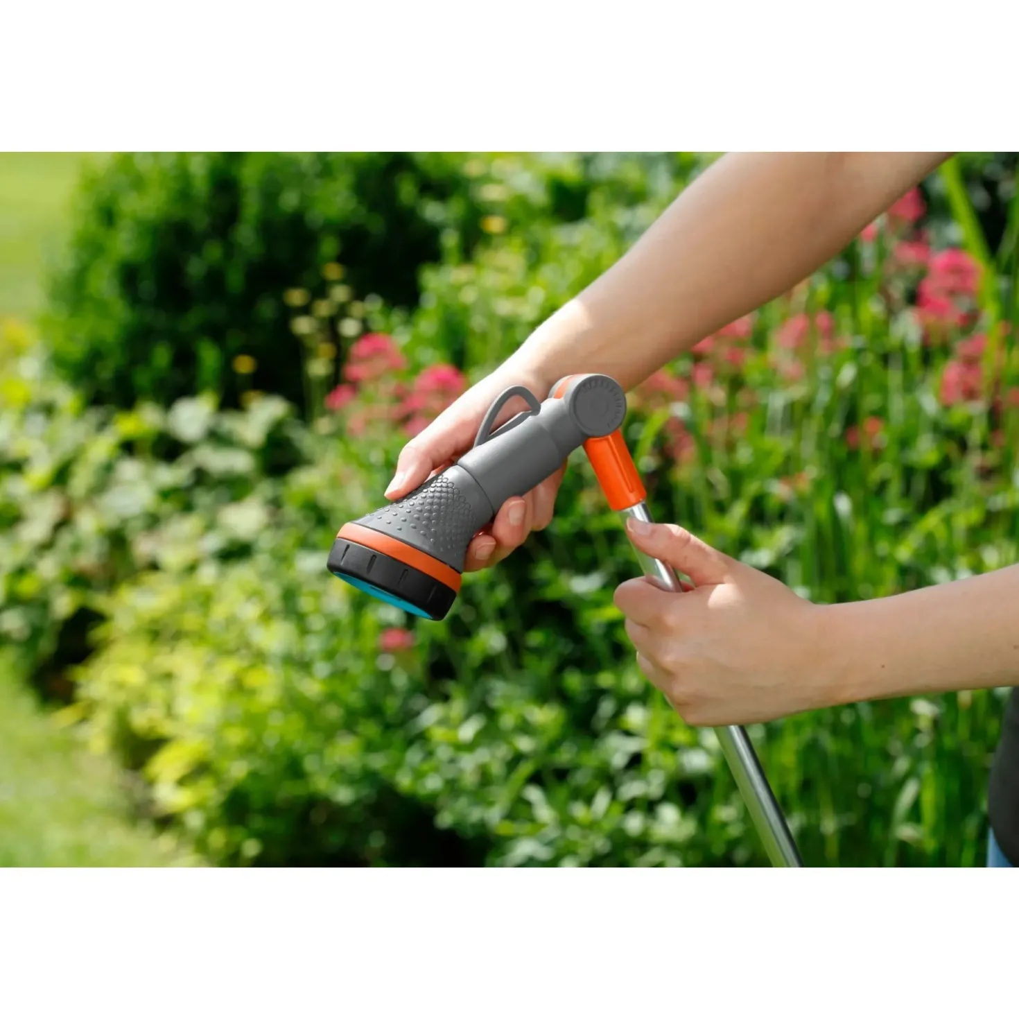 Lancia a impulsi con prolunga Gardena Comfort 2 getti per pulire e innaffiare