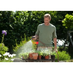 Lancia a impulsi Gardena Premium per irrigazione e pulizia getto regolabile