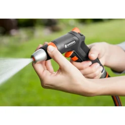 Lancia a impulsi Gardena Premium per irrigazione e pulizia getto regolabile