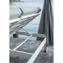 Lettino prendisole matrimoniale con tetto e tende in alluminio grigio