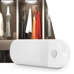 Luce LED ricaricabile con sensore di movimento crepuscolare