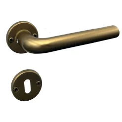 Maniglia con rosette modello simply bronzata