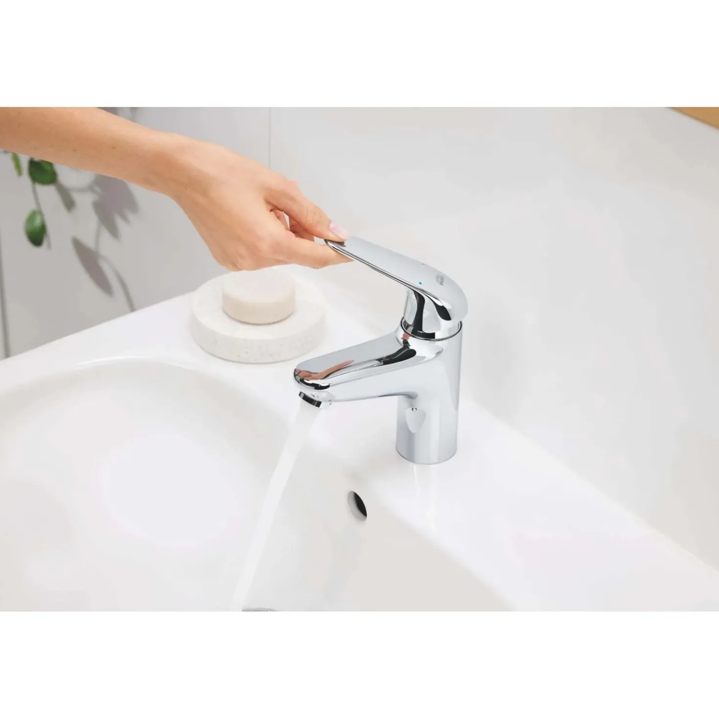Miscelatore monocomando Swift per lavabo tg M cromo