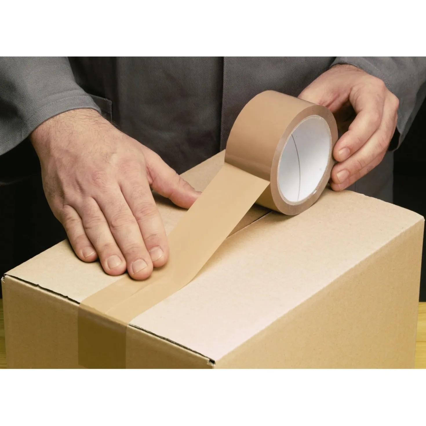 Nastro adesivo da imballaggio LUX-TOOLS 50 mm x 66 m marrone
