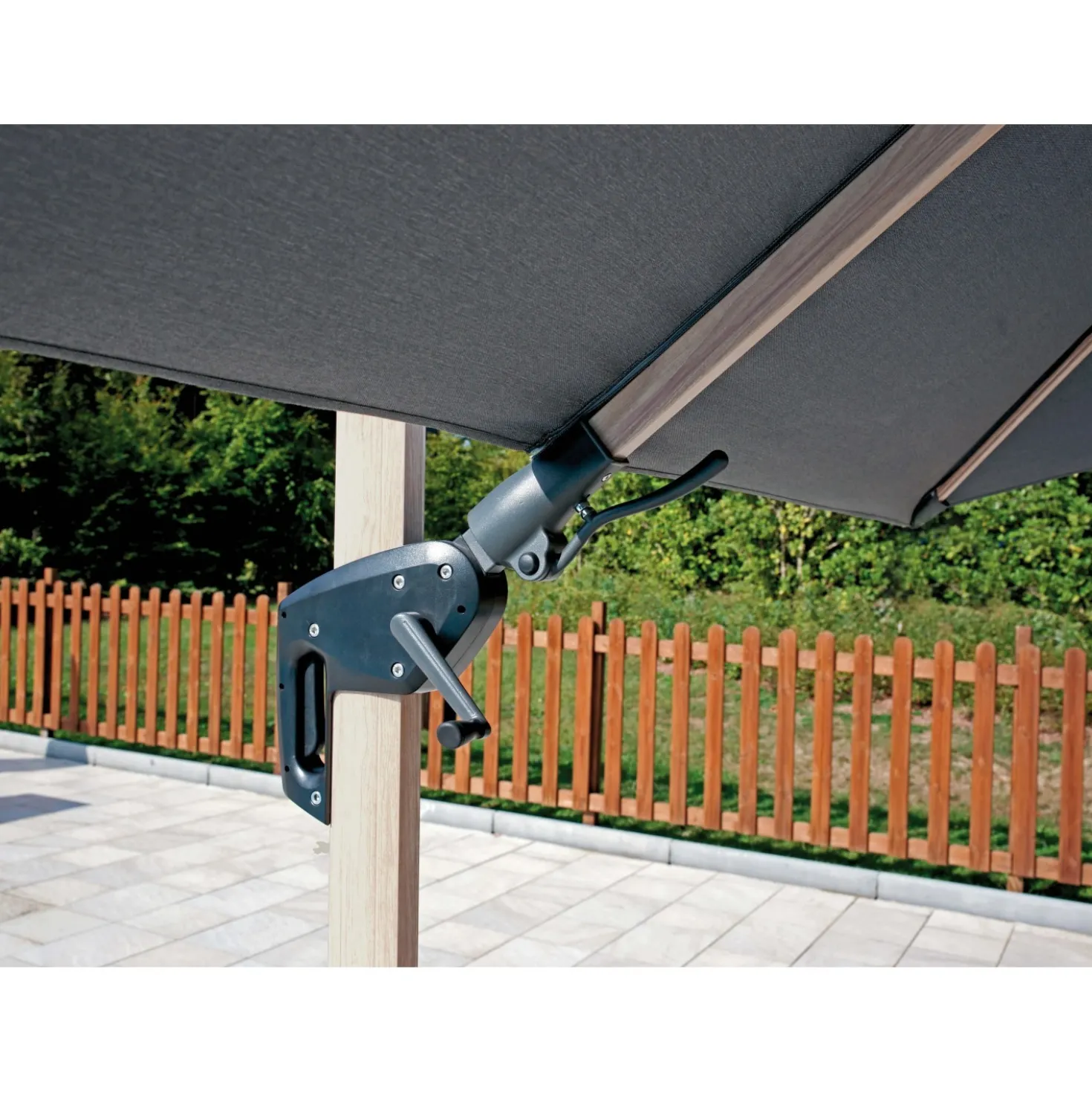 Ombrellone da giardino a palo decentrato 5048 300x300 H 263 cm grigio