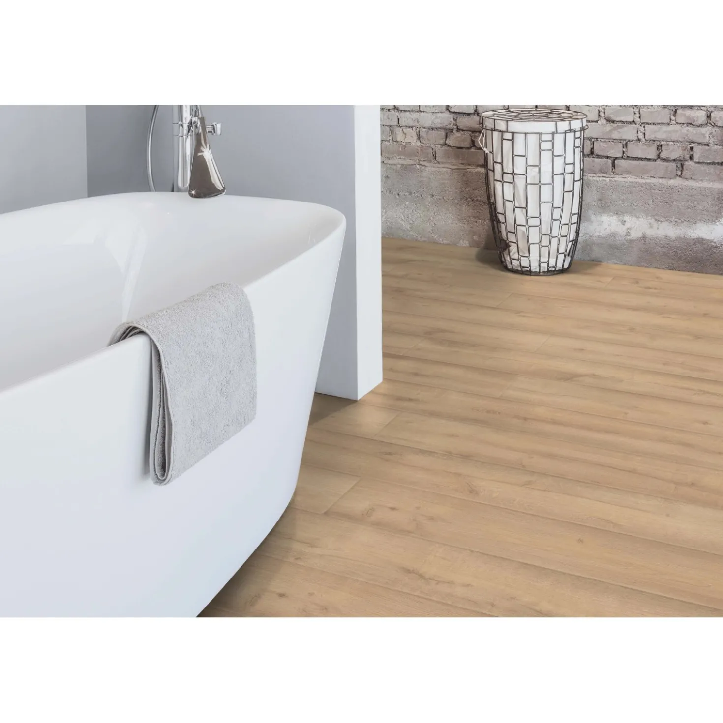 Pavimento laminato Aqua Pro rovere sp 7 mm 2,7 m²