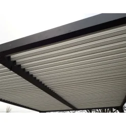 Pergola bioclimatica in alluminio 3630 ecru 360x300 cm