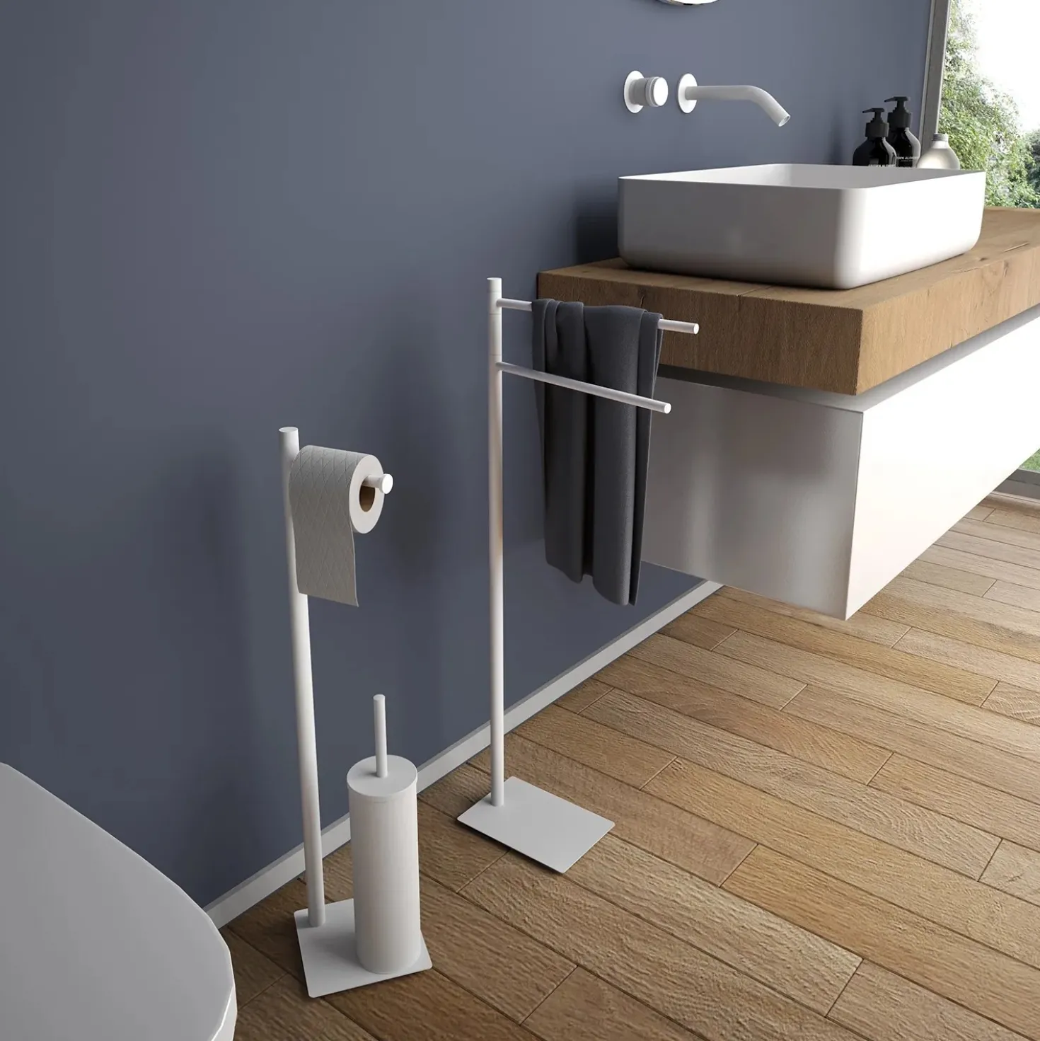 Piantana portarotolo e portascopino bagno Trilly H 63 cm bianco