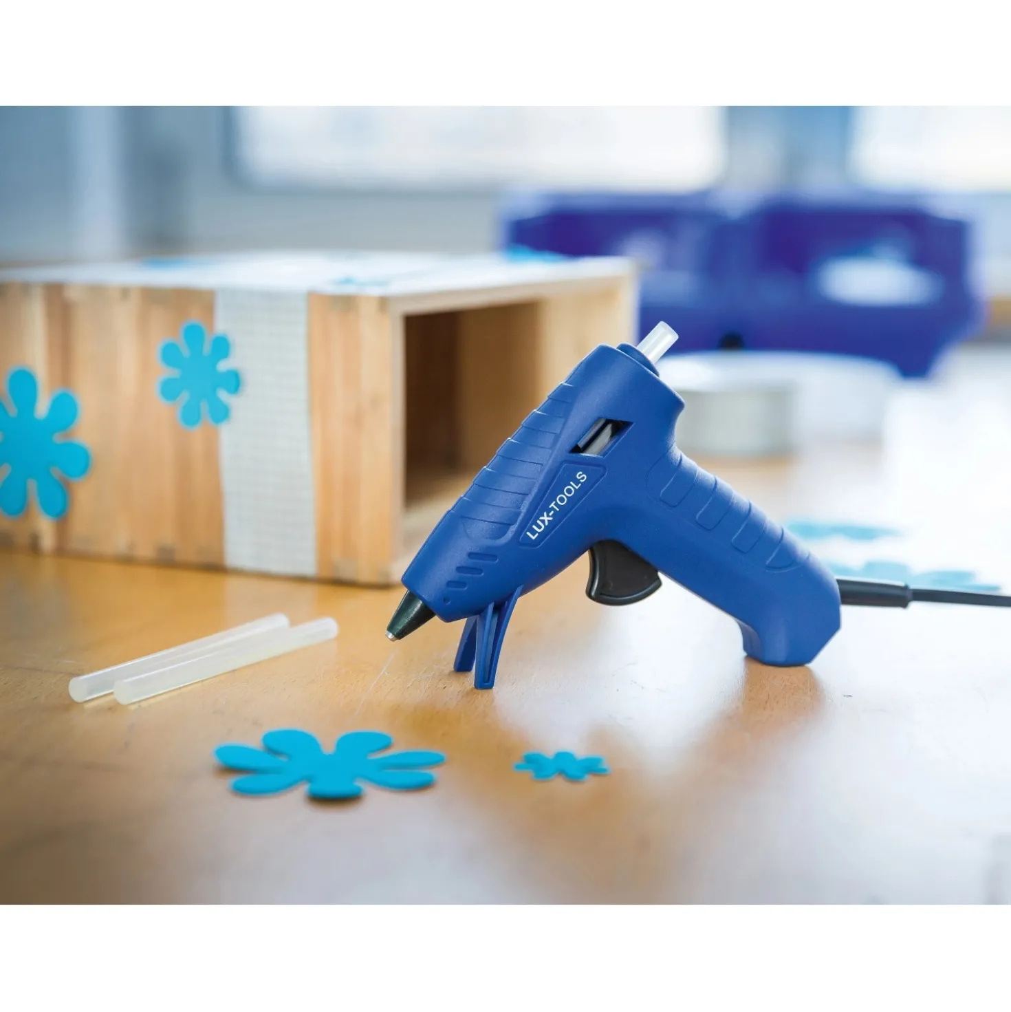 Pistola colla a clado LUX-TOOLS Classic 30 W + 4 ricariche