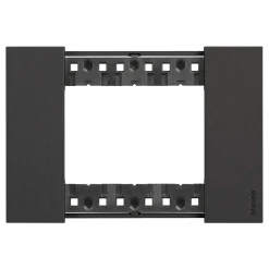Placca 3 moduli in Tecnopolimero Bticino KA4803KG Living Now colore Nero