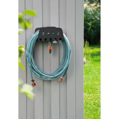 Portatubo da muro Gardena con tubo
