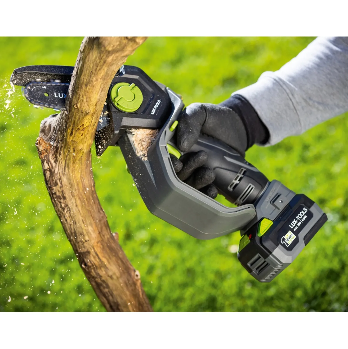 Potatore a batteria per rami LUX-TOOLS 1 PowerSystem A-EAS-20/154 20V