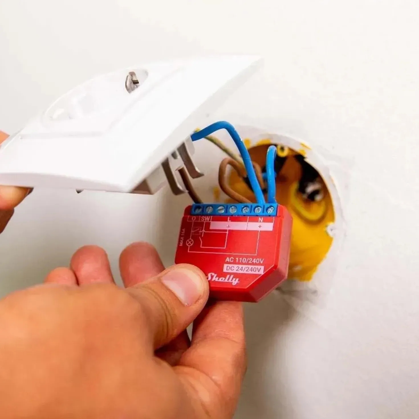 Relè Smart Home Wifi e bluetooth Shelly 1PM PLUS controllo consumi
