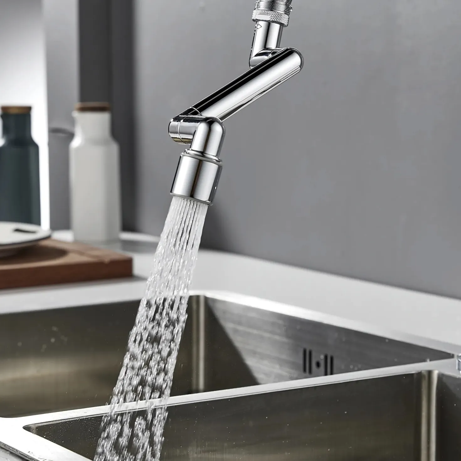 Rompigetto telescopico Twist con risparmio acqua cromo