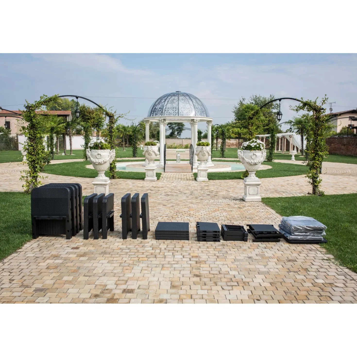 Salotto da giardino Arenal in polimerico eco antracite 4 posti