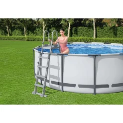 Scaletta di sicurezza Bestway per piscine 132 cm