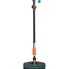 Scopa Gardena Cleansystem con manico S e spazzola Soft