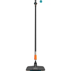 Scopa Gardena Cleansystem con manico M e spazzola Hard