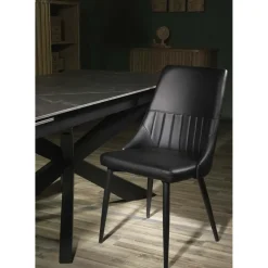 Sedia in ecopelle Oliver nero con struttura nera 48x58xh48/90 cm