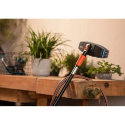 Spazzola con manico Gardena Cleansystem Soft antracite