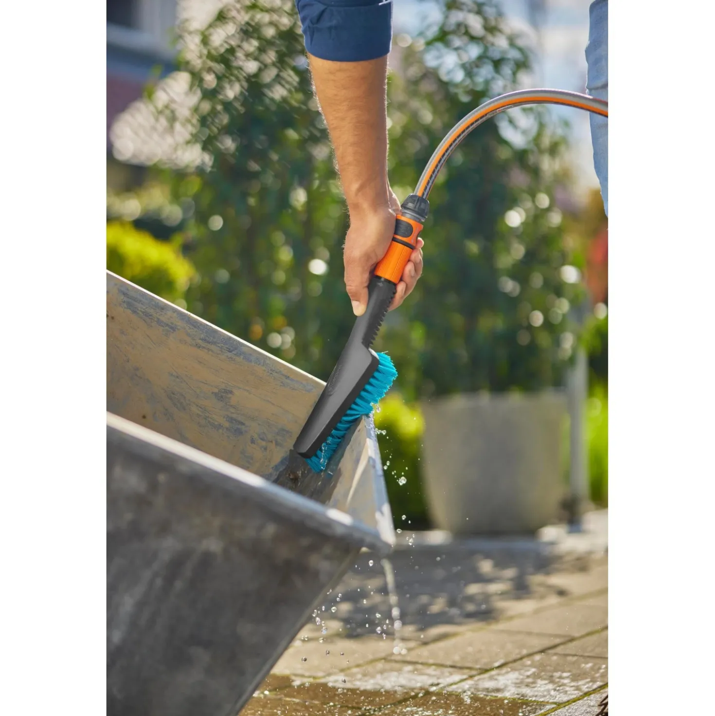 Spazzola manuale Gardena Cleansystem Hard S antracite