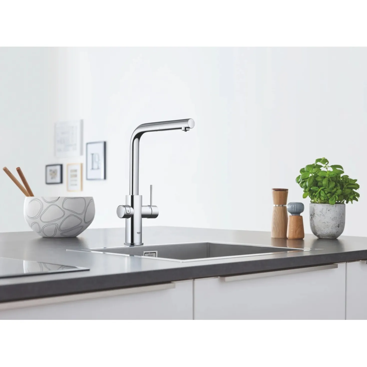 Starter kit Miscelatore cucina monocomando Grohe Blue Home cromo