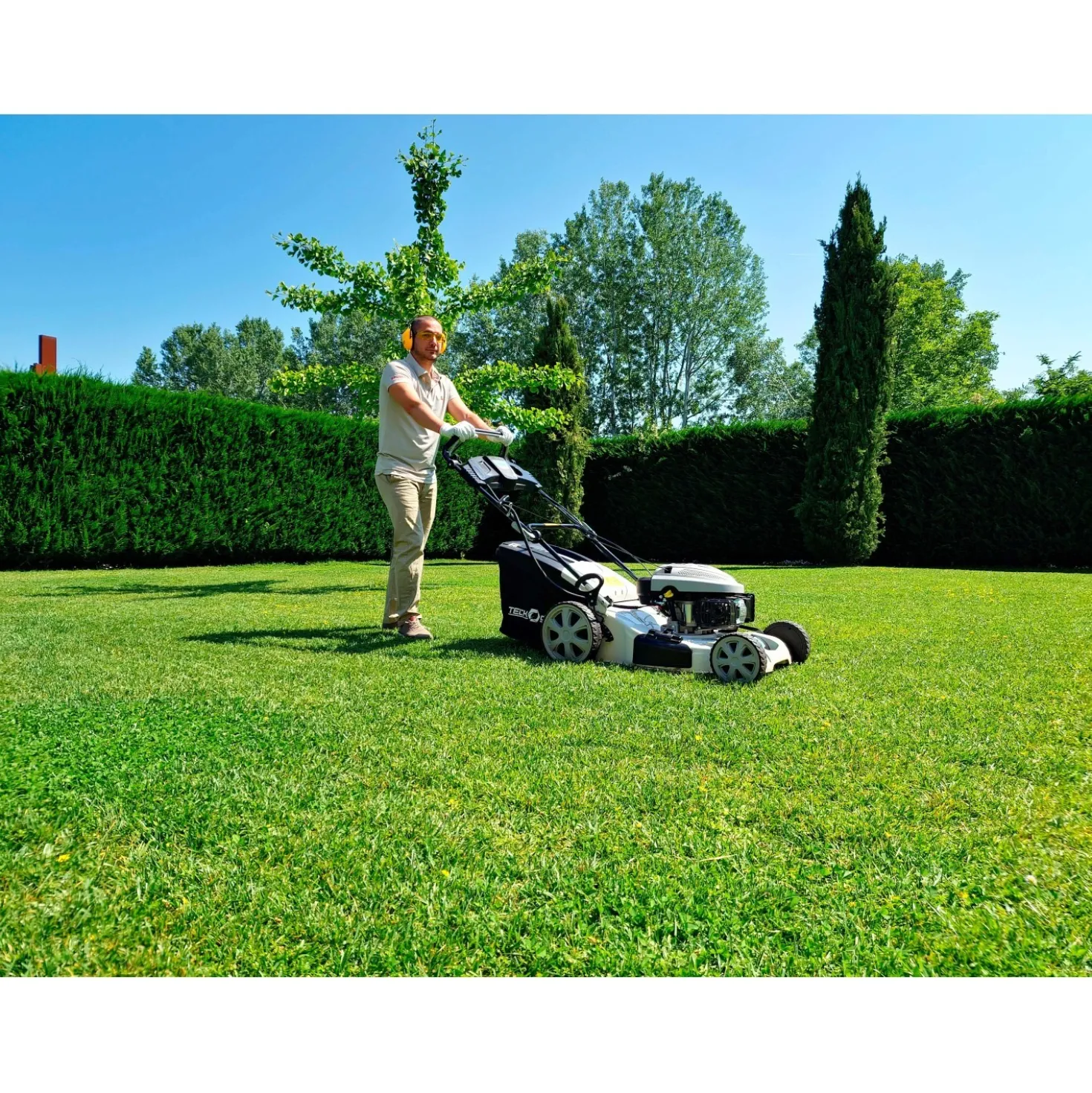 Tagliaerba a scoppio TECKGARD TGR 56 SQE 4in1 da 196 CC L taglio 56 cm