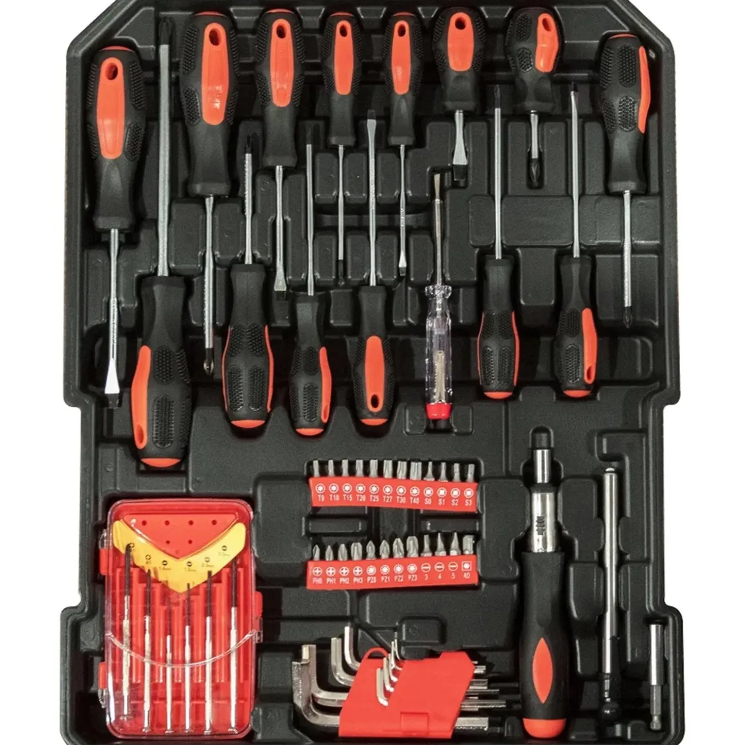 Trolley in alluminio con 400 utensili